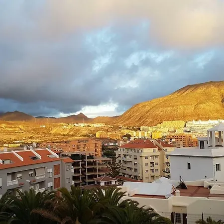 Albatros Acceso Por Escaleras Unicamente * Los Cristianos (Tenerife)