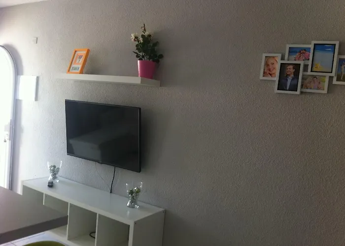 Albatros Acceso Por Escaleras Unicamente * Los Cristianos (Tenerife)