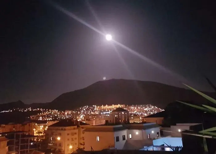 Albatros Acceso Por Escaleras Unicamente *